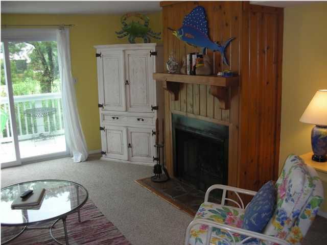235 Driftwood Ln, Edisto Beach, SC 29438