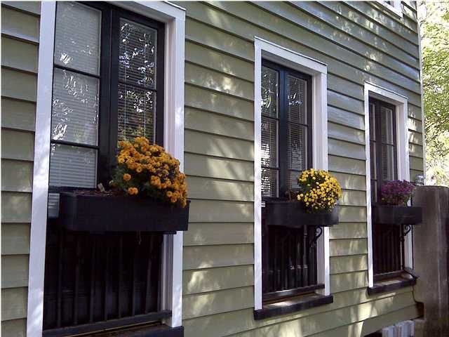 9 West St #6, Charleston, SC 29401
