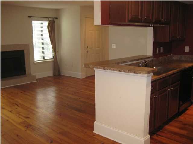 1481 Center St #806, Mount Pleasant, SC 29464