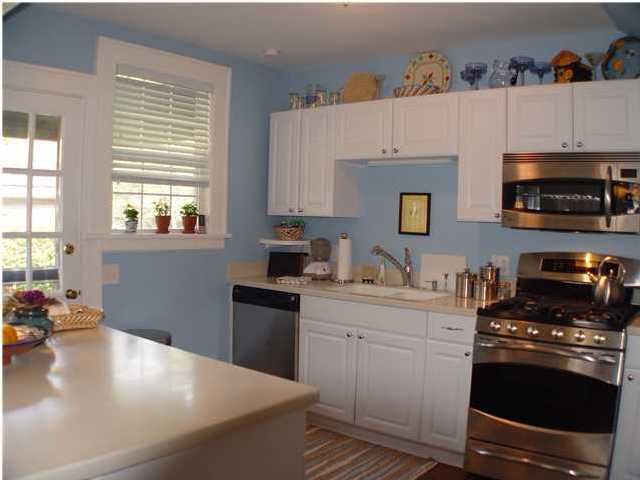 17 Eighth Ave #A, Charleston, SC 29403