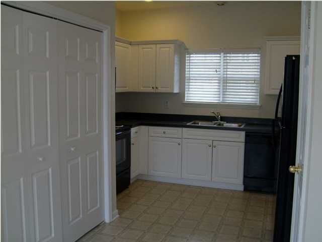 217 Killarney Trl, Moncks Corner, SC 29461