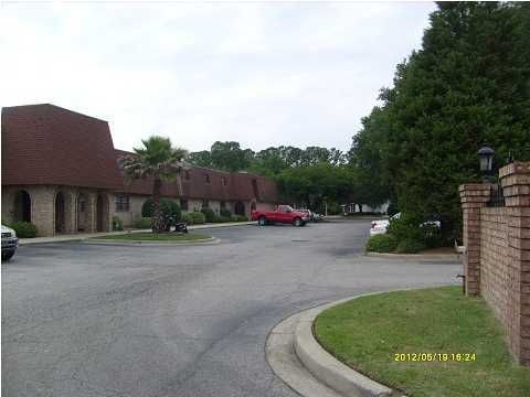 6601 Dorchester Rd #101, North Charleston, SC 29418