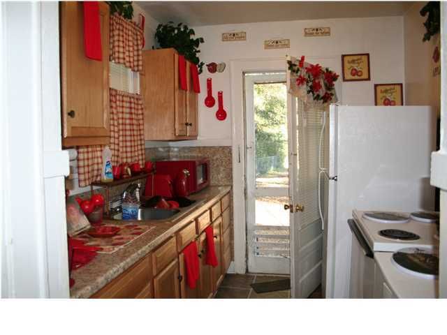 2692 Madden Dr, North Charleston, SC 29405
