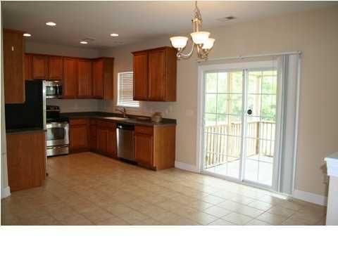 9650 Folklore Dr, Summerville, SC 29485