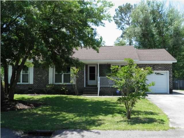 115 Ruffin Rd, Summerville, SC 29483
