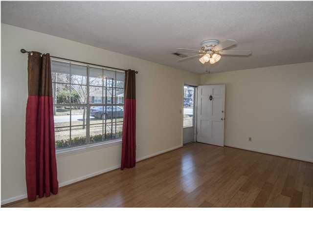 2040 Vestry Dr, Charleston, SC 29414