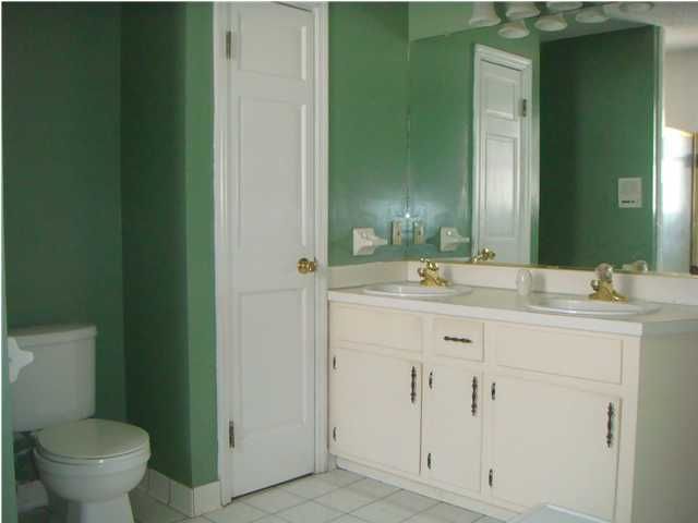 132 Darlington Ave, Charleston, SC 29403