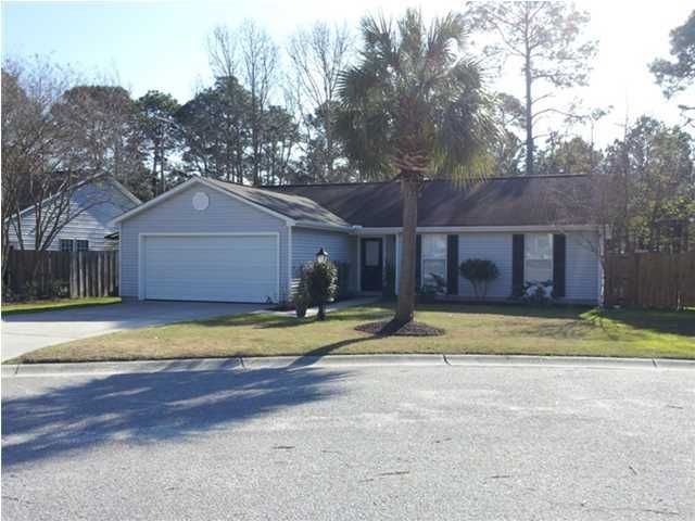 2048 Fort Bliss Ct, Mount Pleasant, SC 29466