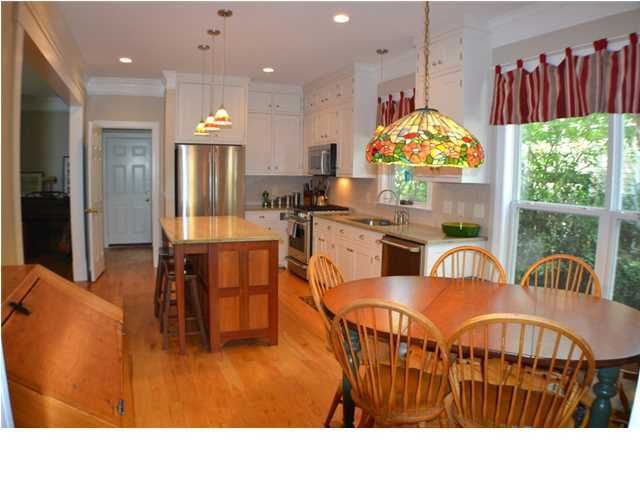 1088 Barfield St, Charleston, SC 29492
