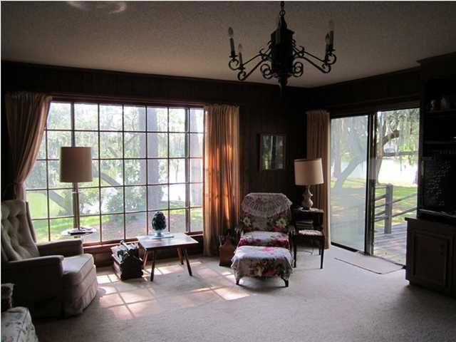 677 Libbys Point, Mount Pleasant, SC 29464