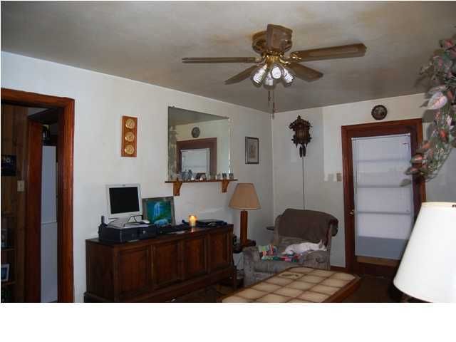 1641 Greenbay Dr, Charleston, SC 29406