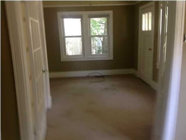 5745 Hoover St, Hanahan, SC 29410