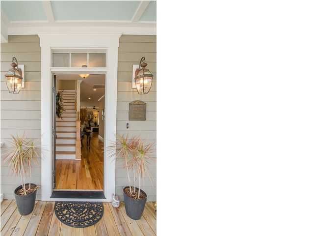 305 Back Pond Ct, Wando, SC 29492