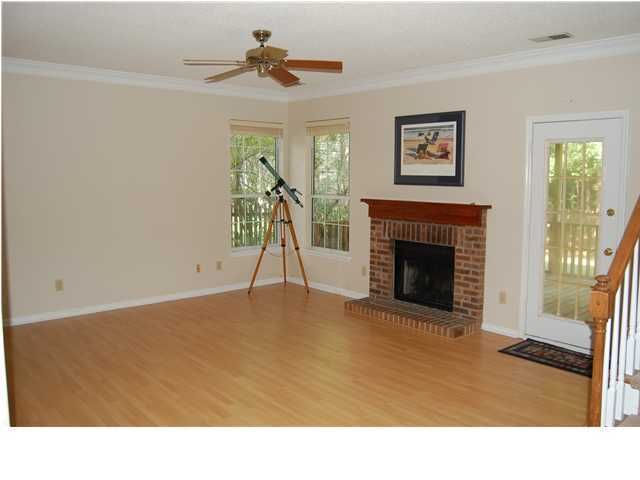 1932 Falling Creek Cir, Mount Pleasant, SC 29464