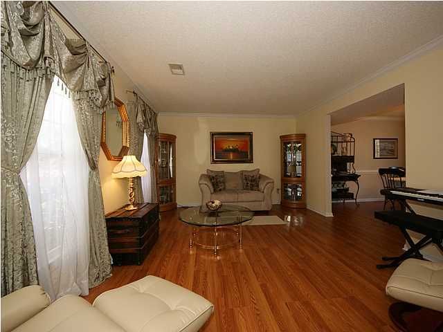 113 Sully St, Goose Creek, SC 29445