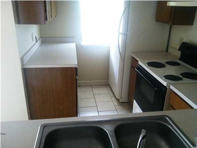 235 Stefan Dr #1A, Charleston, SC 29412