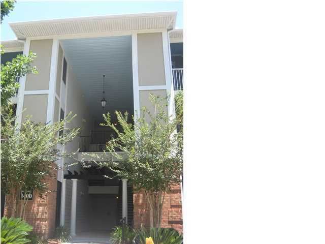 1404 Basildon Rd, Mount Pleasant, SC 29466