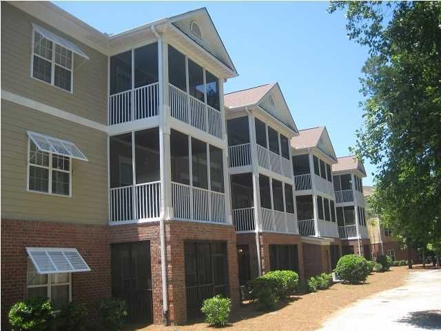 1404 Basildon Rd, Mount Pleasant, SC 29466