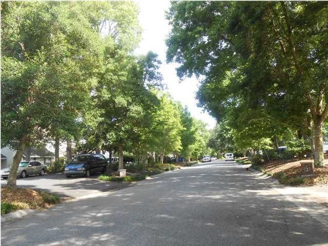 10 Town Park Ln #E, Charleston, SC 29412