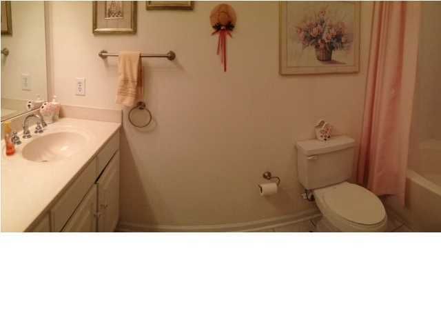 1025 Riverland Woods Pl #216, Charleston, SC 29412