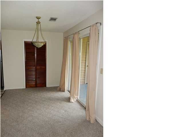 7950 Timbercreek Ln #F, North Charleston, SC 29418