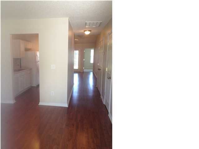 7956 Vermont Rd, North Charleston, SC 29418
