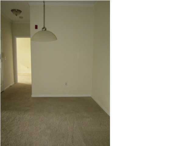 45 Sycamore Ave #124, Charleston, SC 29407
