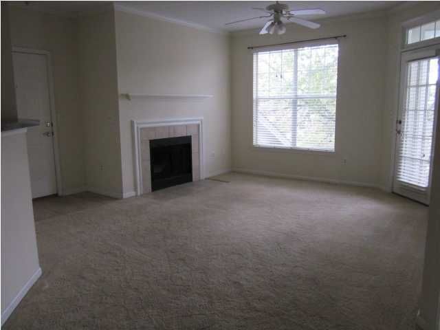 45 Sycamore Ave #124, Charleston, SC 29407