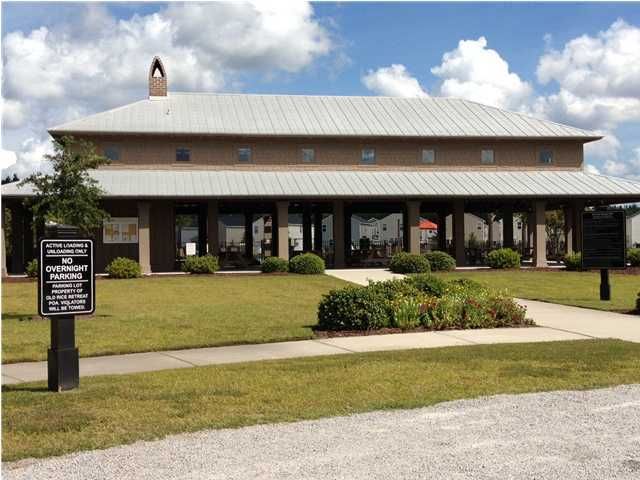 256 Cameron St, Summerville, SC 29483