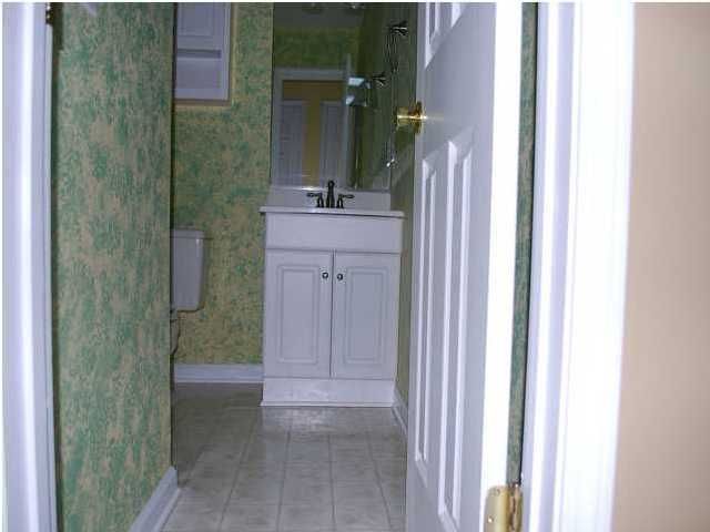 6239 Lucille Dr #E, North Charleston, SC 29406