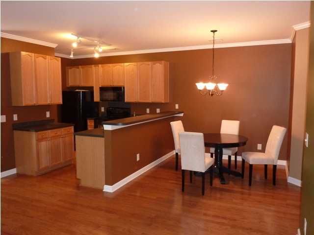 1402 Grove Park Dr, Charleston, SC 29414