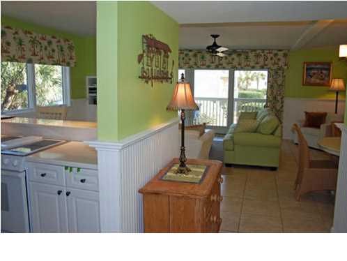 8 Seagrove Ln #A, Isle Of Palms, SC 29451