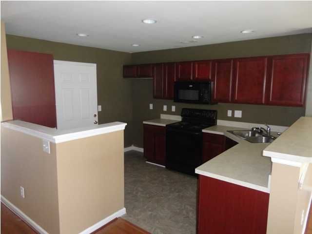 901 Buckthorn Cir, Summerville, SC 29483