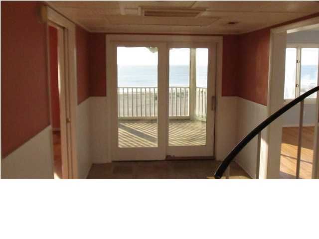303 Port O Call #B, Isle Of Palms, SC 29451