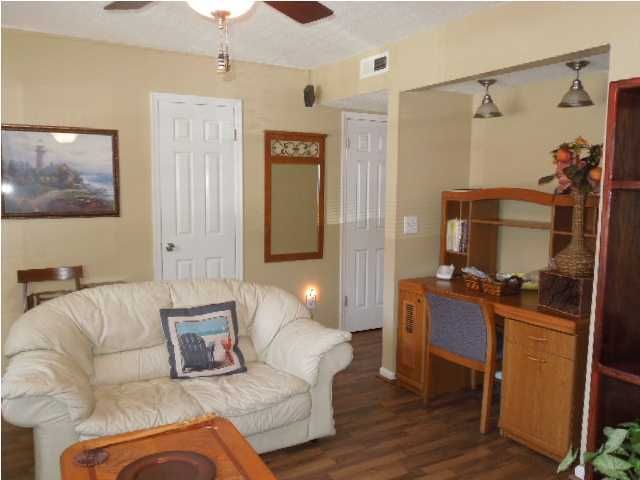 567 Travelers Blvd, Summerville, SC 29485