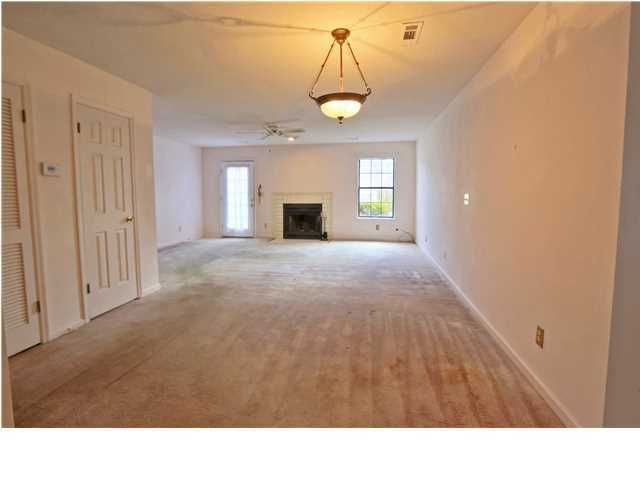 2916 Oxford Pl, Charleston, SC 29414