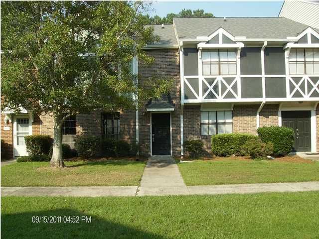 2911 Barrington Ln, Charleston, SC 29414