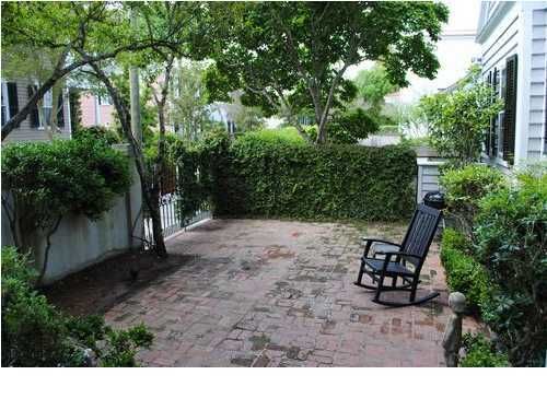 35 Savage St, Charleston, SC 29401