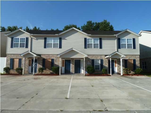 113 Pineshadow Dr, Goose Creek, SC 29445