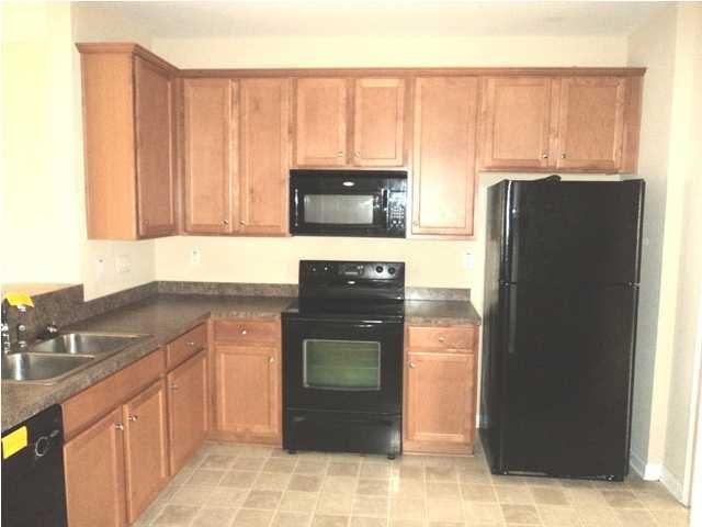 110 Hemingway Cir, Summerville, SC 29483