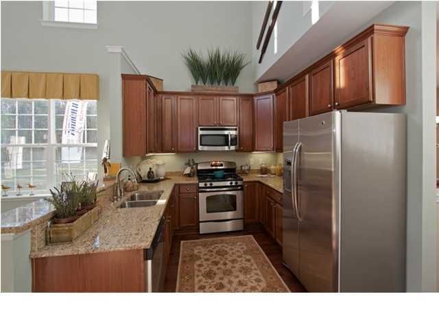 2500 Stadium Dr, Charleston, SC 29406
