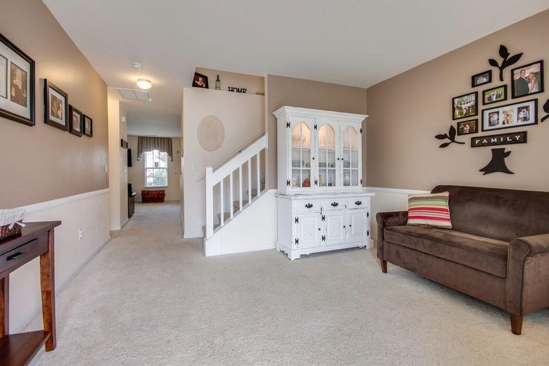 128 Larissa Dr, Charleston, SC 29414