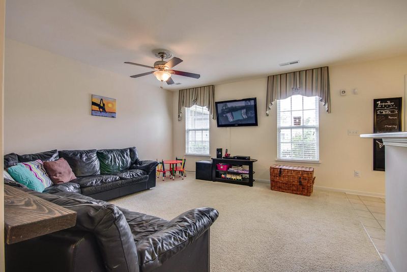 128 Larissa Dr, Charleston, SC 29414