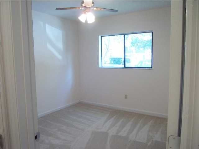 2162 Bees Ferry Rd #B, Charleston, SC 29414