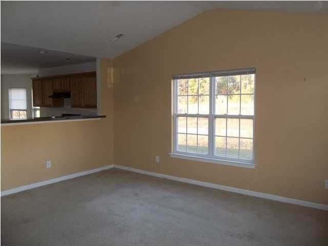 568 Truman Dr, Goose Creek, SC 29445