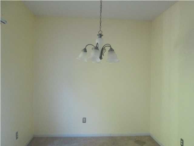 231 Congaree River Dr, Summerville, SC 29485