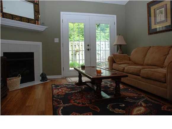 1379 Pinnacle Ln, Charleston, SC 29412