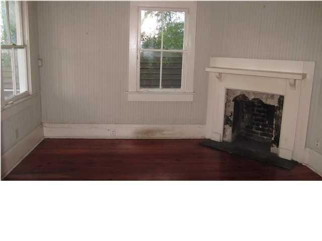 1 Homel Pl, Charleston, SC 29403