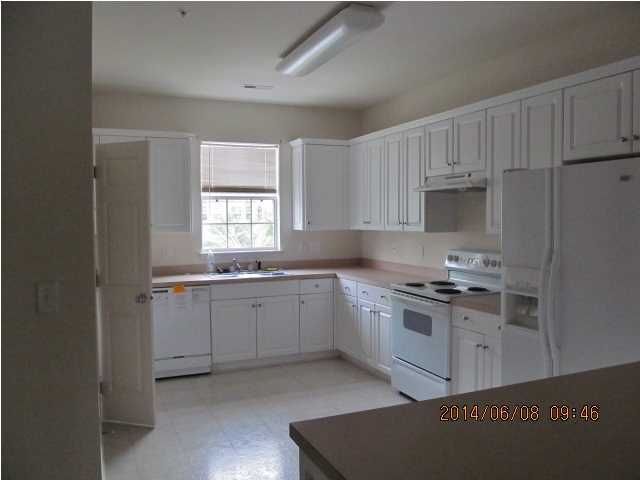 4520 Great Oak Dr #5E, North Charleston, SC 29418