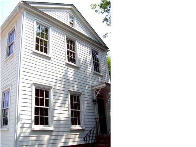 32 Humphrey Ct, Charleston, SC 29403